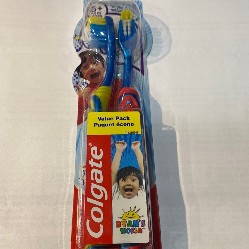 Colgate Ryan's World Kids Toothbrush Value Pack